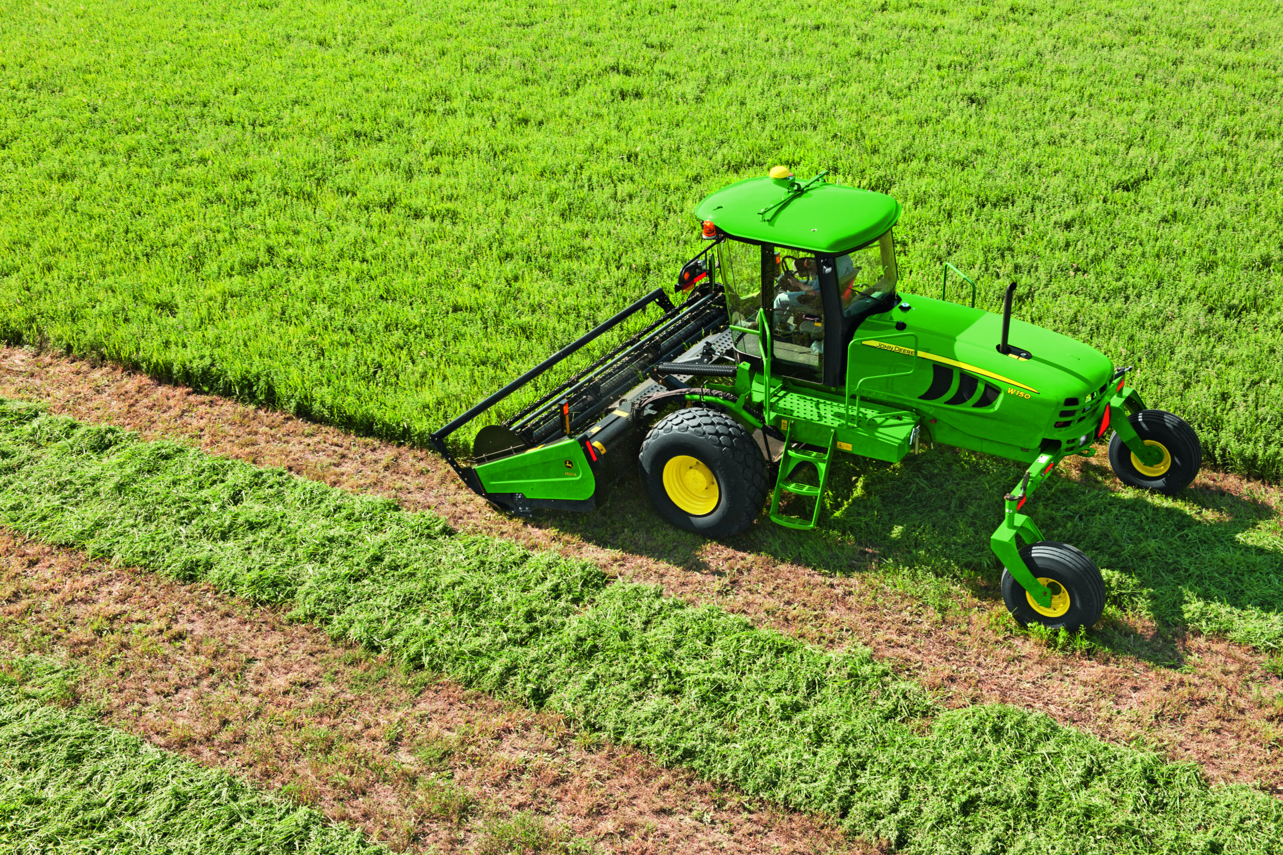 Самоходная косилка John Deere W150