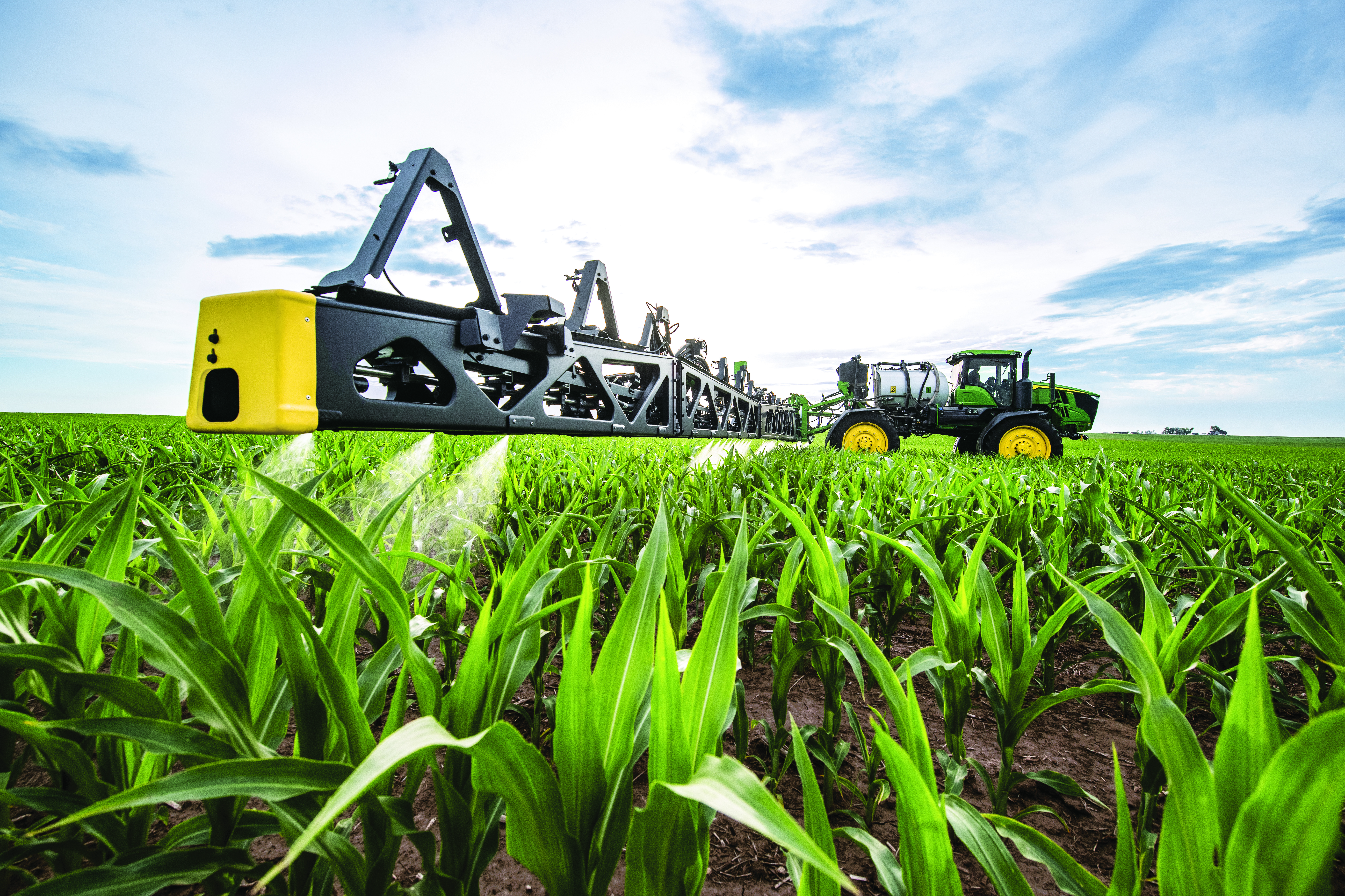 Самоходные опрыскиватели John Deere серии R4 — изображение 2