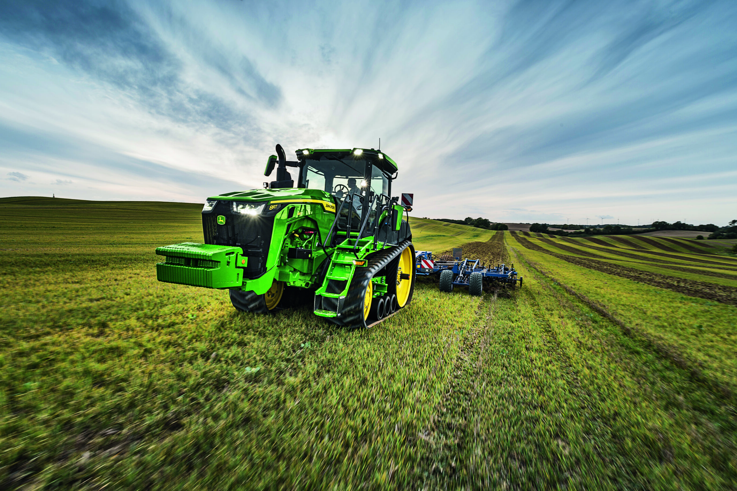 Тракторы John Deere серии 8R, RT, RX